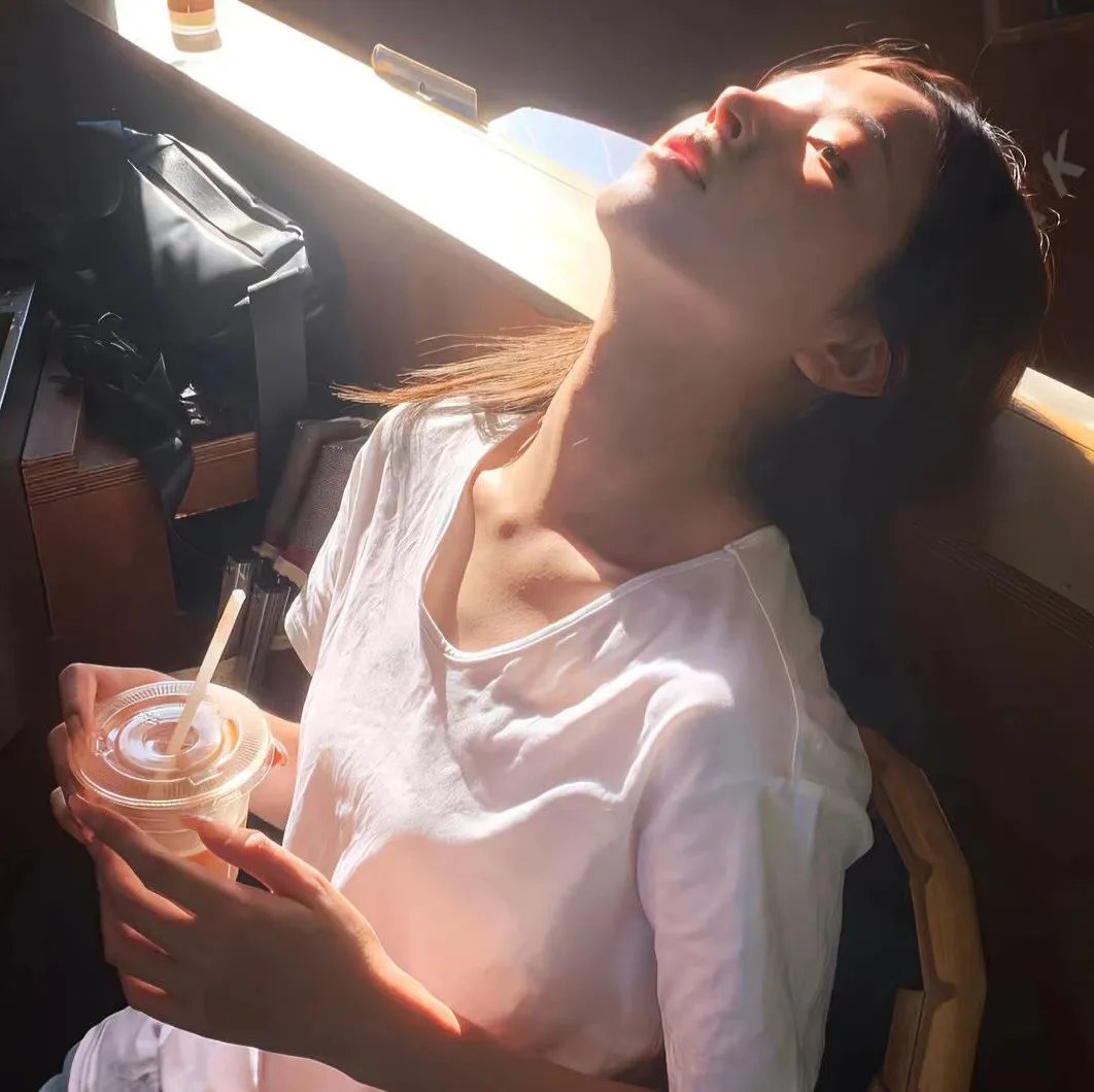 你永远比那些家伙年轻